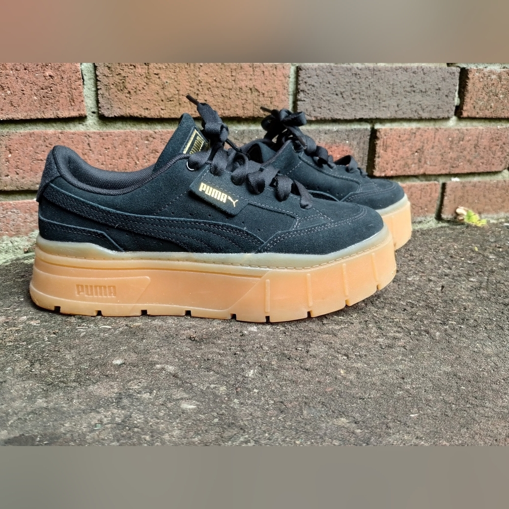 Puma Black and Tan Sneakers with Suede Finish